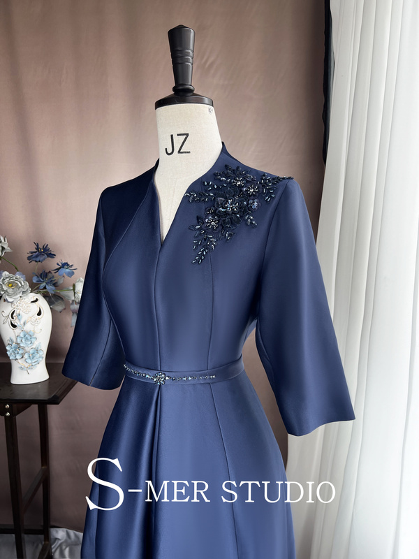 Chinese-Style Wedding Banquet, High-End Elegant Mother-Of-The-Bride Dress, Noble and Youthful Wedding Banquet Mother's Dress for Women