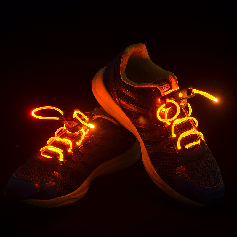 Huỳnh quang ren ren sáng sẽ tỏa sáng các ren sáng tạo màu sắc hoang dã đèn flash giày cao dây giày balenciaga