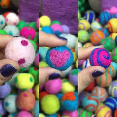 Nepalese handmade wool felt DIY balls, multi-color poke play accessory materials, hair accessories, coasters, 2cm individual loose pieces