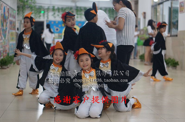 Chim cánh cụt đông lạnh nhỏ thể hiện trang phục hoa sen nhỏ phong cách trẻ em vui vẻ chân múa trang phục đạo cụ trứng đầm đẹp cho be gái 7 tuổi