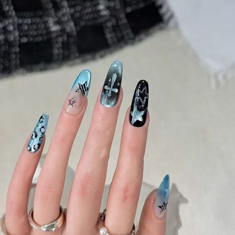 Hoshino Blade Shadow Wearable Nail Ice Blue Gradient Leopard Print Cross Silver Glitter Subculture Hot Girl Style Oval Nail Stickers