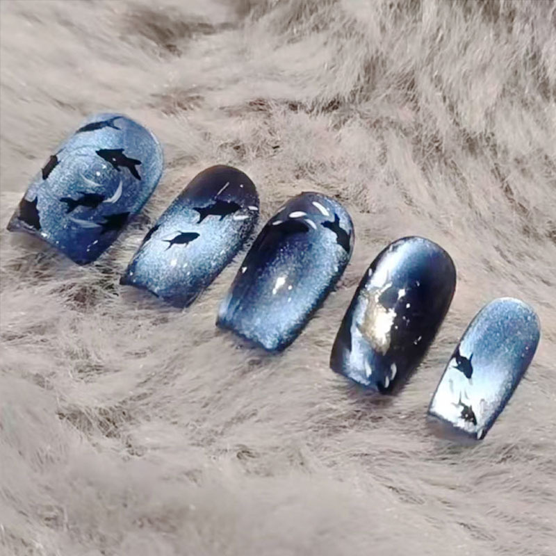 Deep Sea Blue Whale Nail Art with Blue and Silver Gradient, Ocean Coolness, Niche and Unique Design, Chinese-Style Nail Stickers