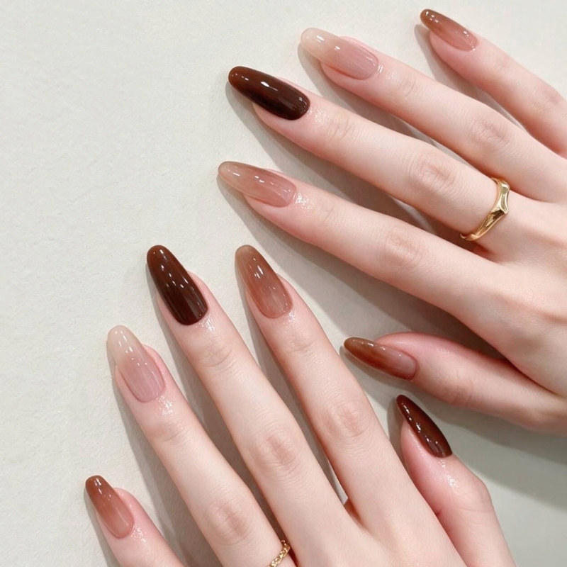 Brown Coffee Gradient Wearable Nails for Autumn and Winter, Simple and High-End, Gentle and Suitable for Commuting, Brightening, Medium Oval Nail Patches Brown Coffee Gradient Wearable Nails for Autumn and Winter, Simple and High-End, Gentle and Suitable for Commuting, Brightening, Medium Oval Nail Patches