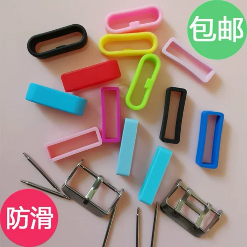 Есть синхронизация с телефоном, часы с аксессуарами, ремешок для часов, пряжка, резиновые кольца, универсальный детский сменный силиконовый ремень