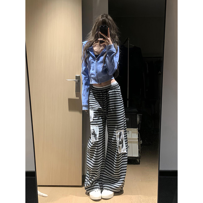 Spring and Autumn Spicy Girl Sweet Cool Style Casual Sports Suit for Women, Height-Enhancing Short Cardigan Sweatshirt and Striped Pants Two-Piece Set