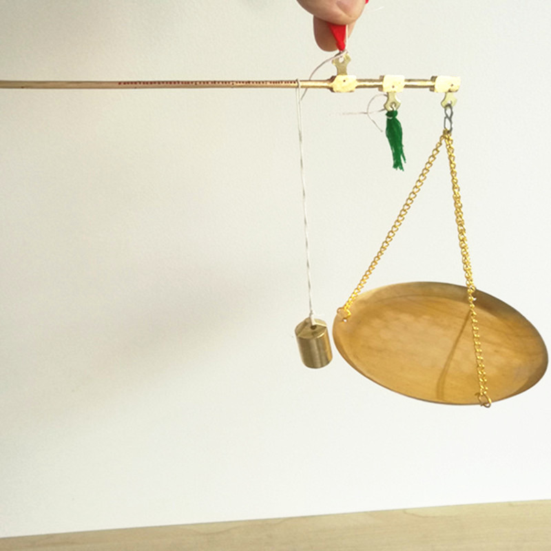 Weighing half a pound small copper scale Jewelry scale medicine shop scale Large pharmacy Traditional Chinese medicine disc 250G scale Tea scale baking