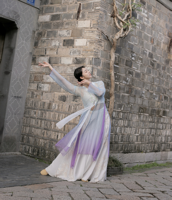 Xiaoyinger【Nan Yian-Blue Purple】Embroidered Long-Sleeve Spring Classical Dance Fairy Three-Color Gauze Dress with Gradient Colors