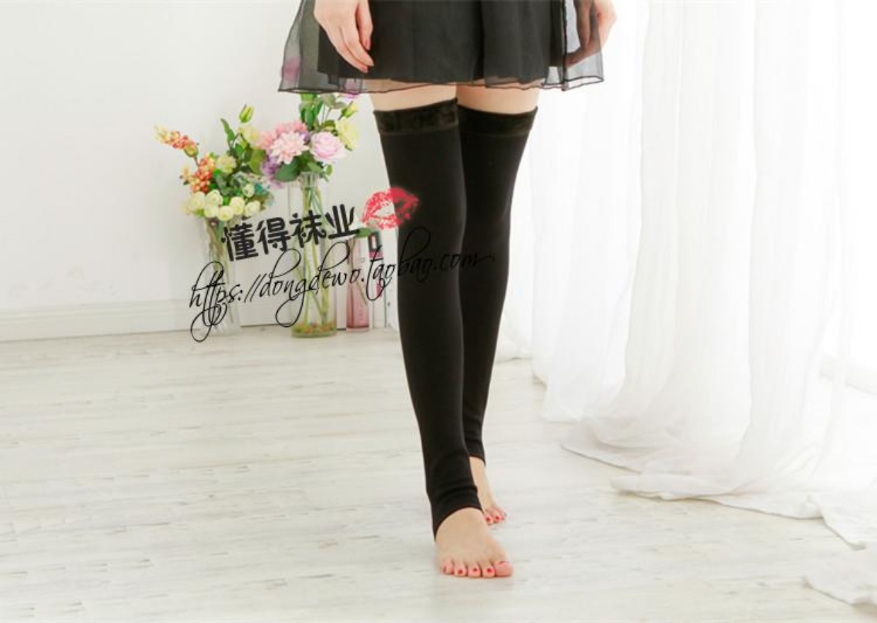 Cộng với vớ nhung dày cao mùa đông đệm đầu gối vớ chống trượt