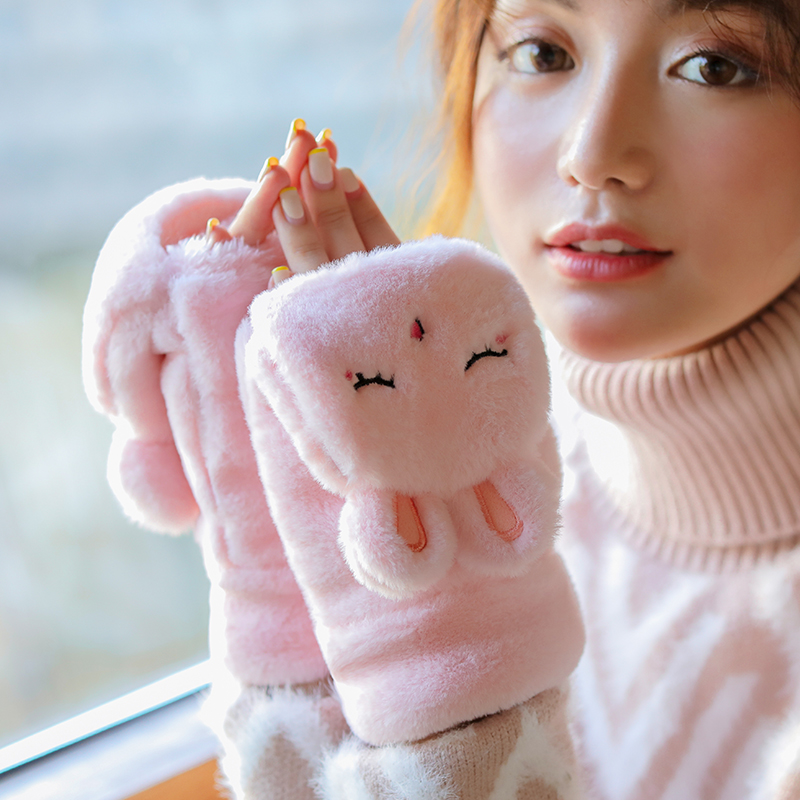 Winter warm teenage girl cute cartoon cute rabbit Korean version 100 hitch a half finger student flip glove thickened plush suede