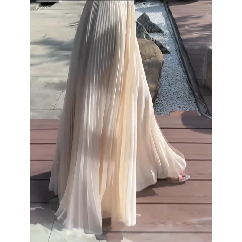 Beautiful and Stunning Flowing Mesh Skirt for Women, Summer A-Line High-Waisted Gentle Style Chiffon Long Skirt with a Large Hem Beautiful and Stunning Flowing Mesh Skirt for Women, Summer A-Line High-Waisted Gentle Style Chiffon Long Skirt with a Large Hem