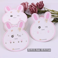 Около 100 моделей розового кролика