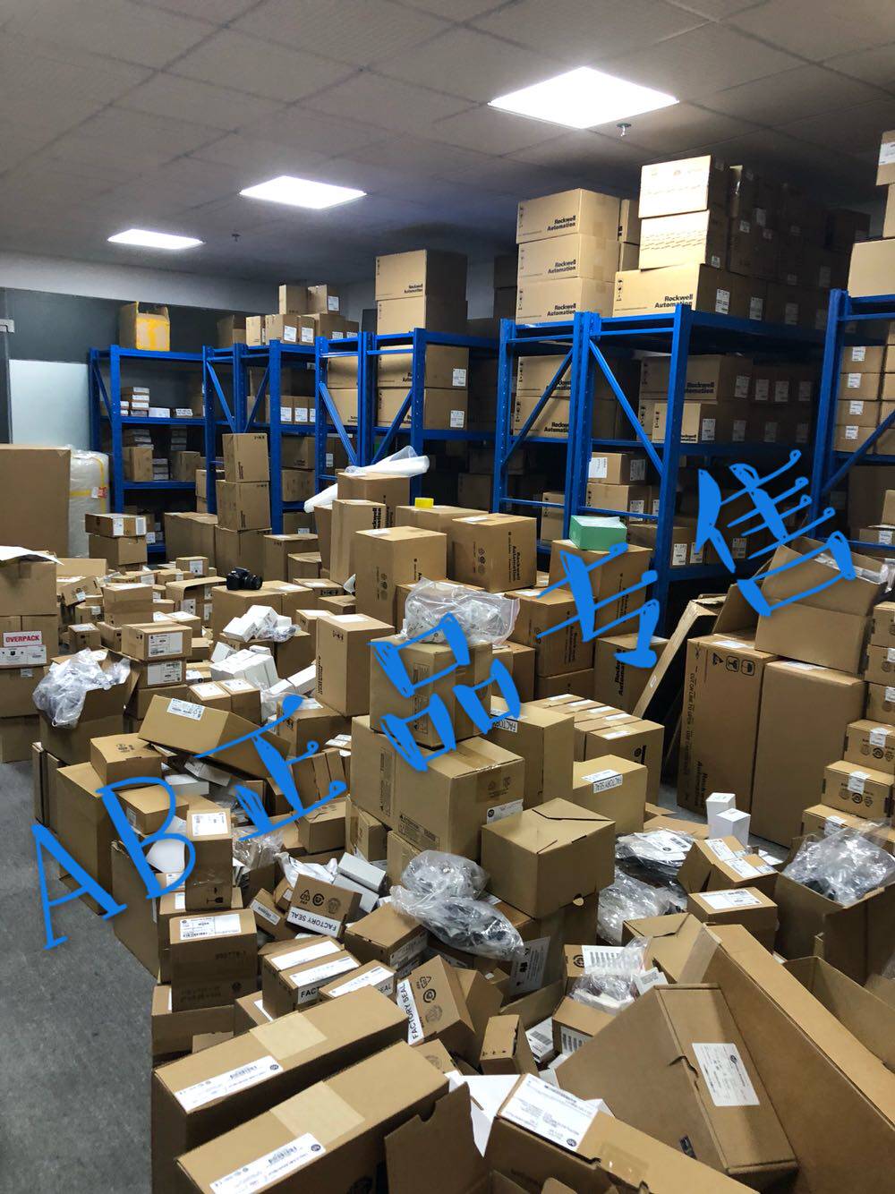 2711P-T7C4D8 New original AB spot