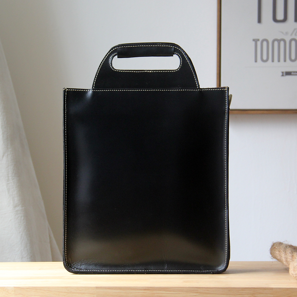 New Crazy Horse Leather Men's Bag Vertical Handbag European and American Retro One-shoulder Messenger Bag Simple Business Leather File Bag