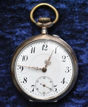The store manager recommends German boutique Western antique 800 sterling silver European mechanical movement mens large pocket watch