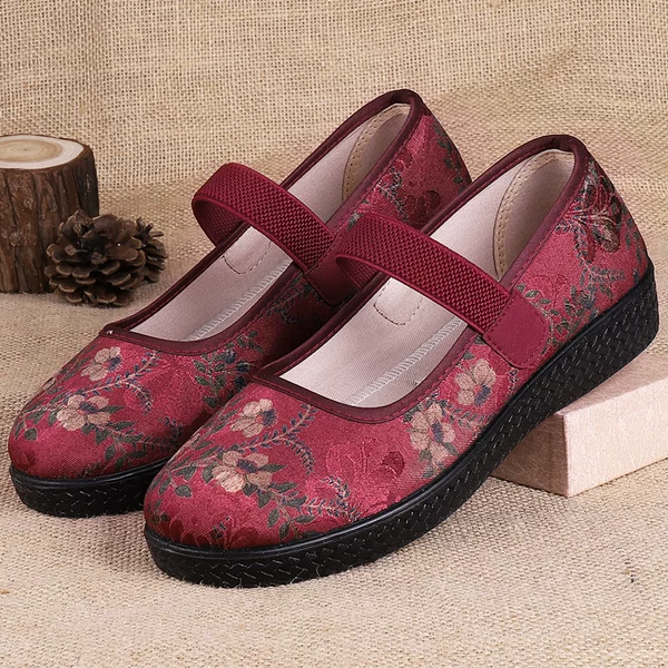 Товары от 时尚之老北京布鞋之都