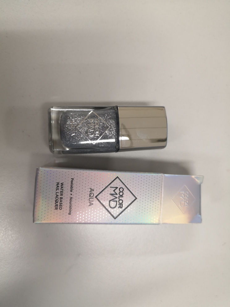 亮片炫彩水性可剥撕拉指甲油细闪怎么样真的好用吗？有没有效果，亲自使用感觉,第2张