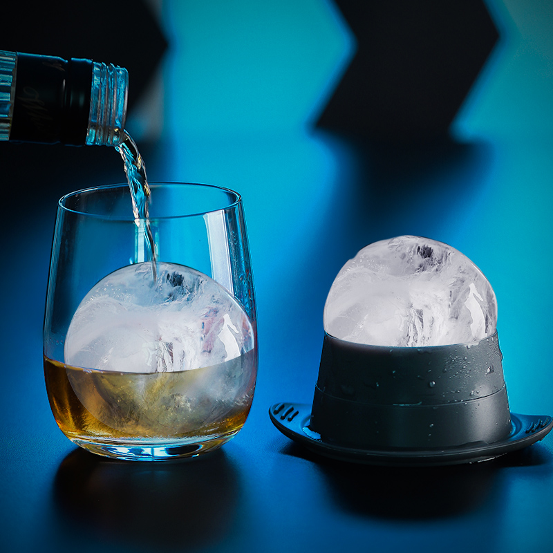 Whisky Ice Cubes Molds Big silicone Ice Grids Ideas with lid ice-making box Speed mover Bar ice hockey ice-making molds