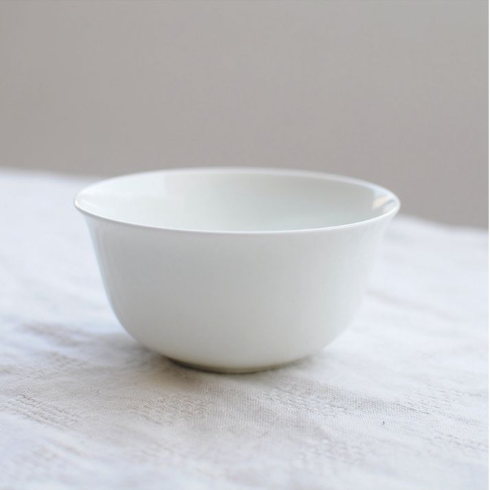 Lead and cadmium 4.25 inch admiralty bowl of jingdezhen porcelain white ipads ceramic bowl Chinese rice bowl