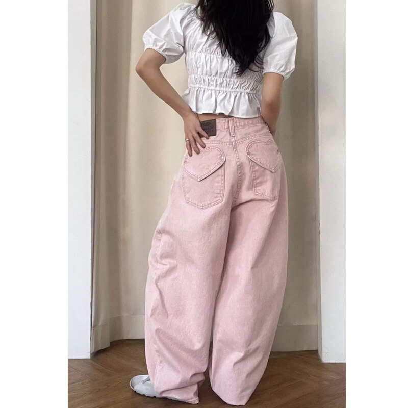 In Stock: Heart Pocket Jeans, Bursting with Girlish Charm! High-Waisted Loose Pants In Stock: Heart Pocket Jeans, Bursting with Girlish Charm! High-Waisted Loose Pants