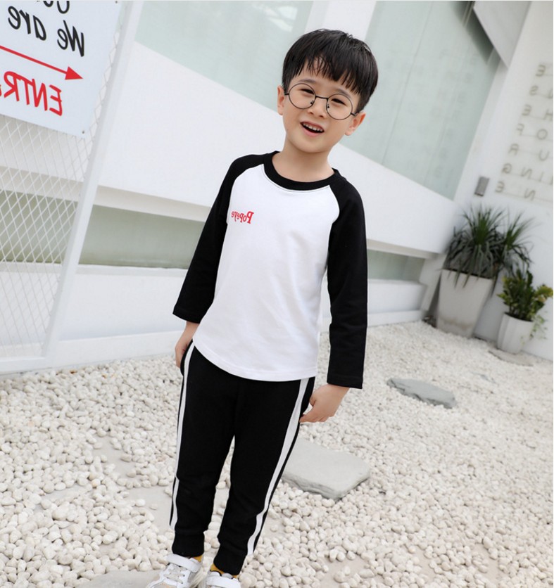 Cha mẹ và con 2018 thu đông một gia đình gồm ba chiếc quần thể thao giản dị phiên bản Hàn Quốc của cả gia đình bé trai và bé gái quần harem cộng với nhung quần áo gia đình giá rẻ