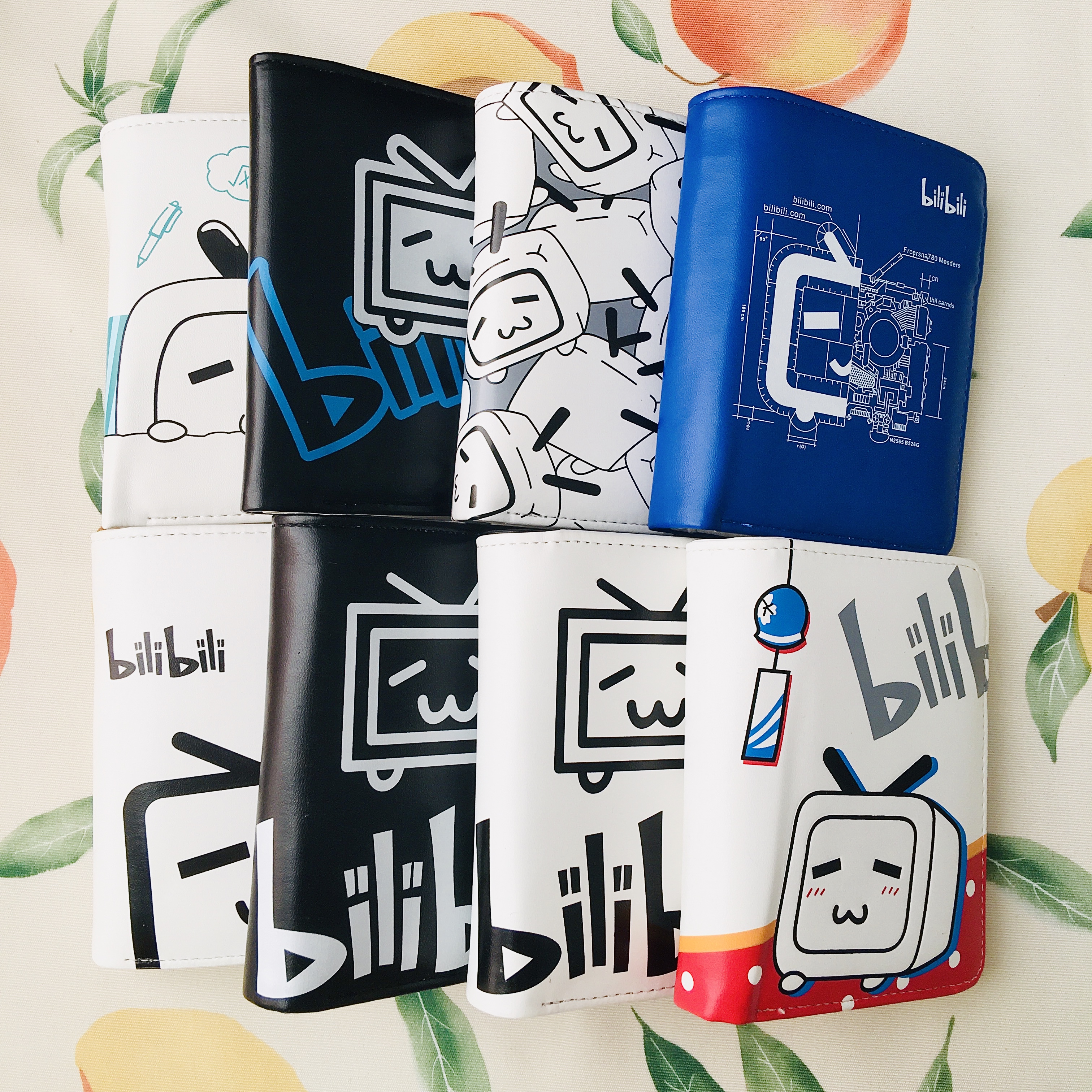 Cartoon Perimeter Hilarious Expression Funny Card Bag Small TV Wallet Day Roaming Casual Men And Women Bags Original Design Two Fold