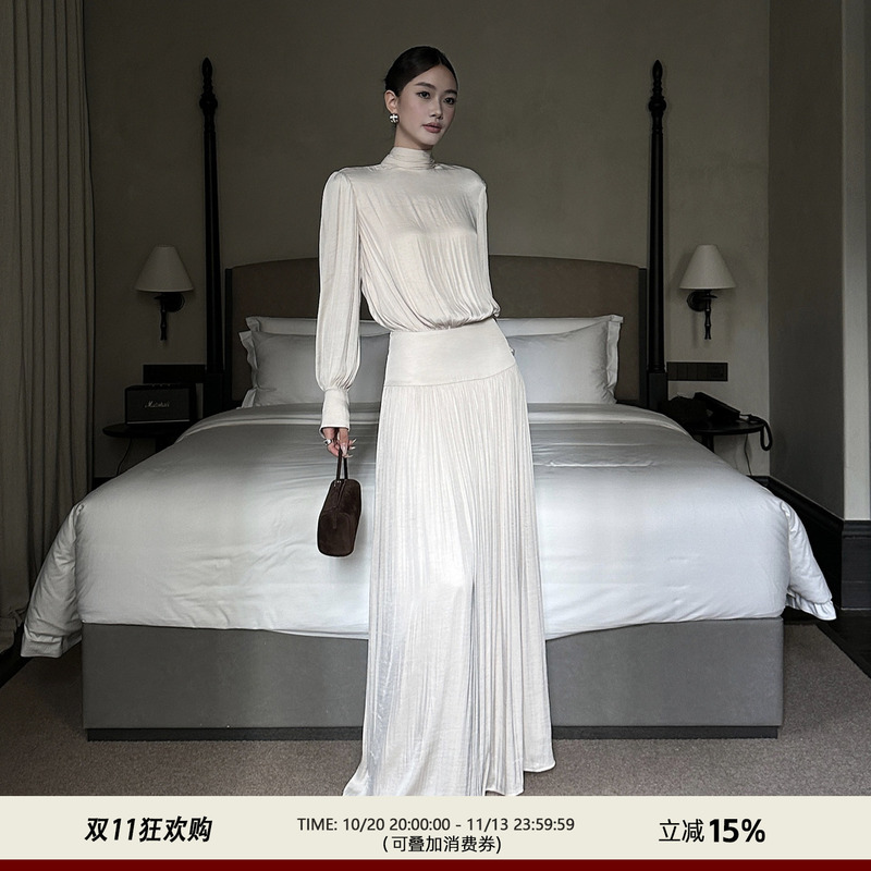 Venuie French-Style Satin Long Pleated Long-Sleeve Dress for Women, Autumn and Winter Light Evening Dress, Annual Meeting Long Dress