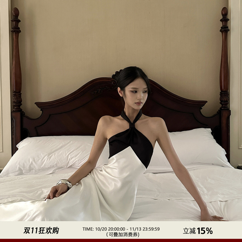 Venuie Black and White Contrast Satin Halter Dress Birthday Dinner Dress Slim Fit Hip-Hugging Backless Long Dress