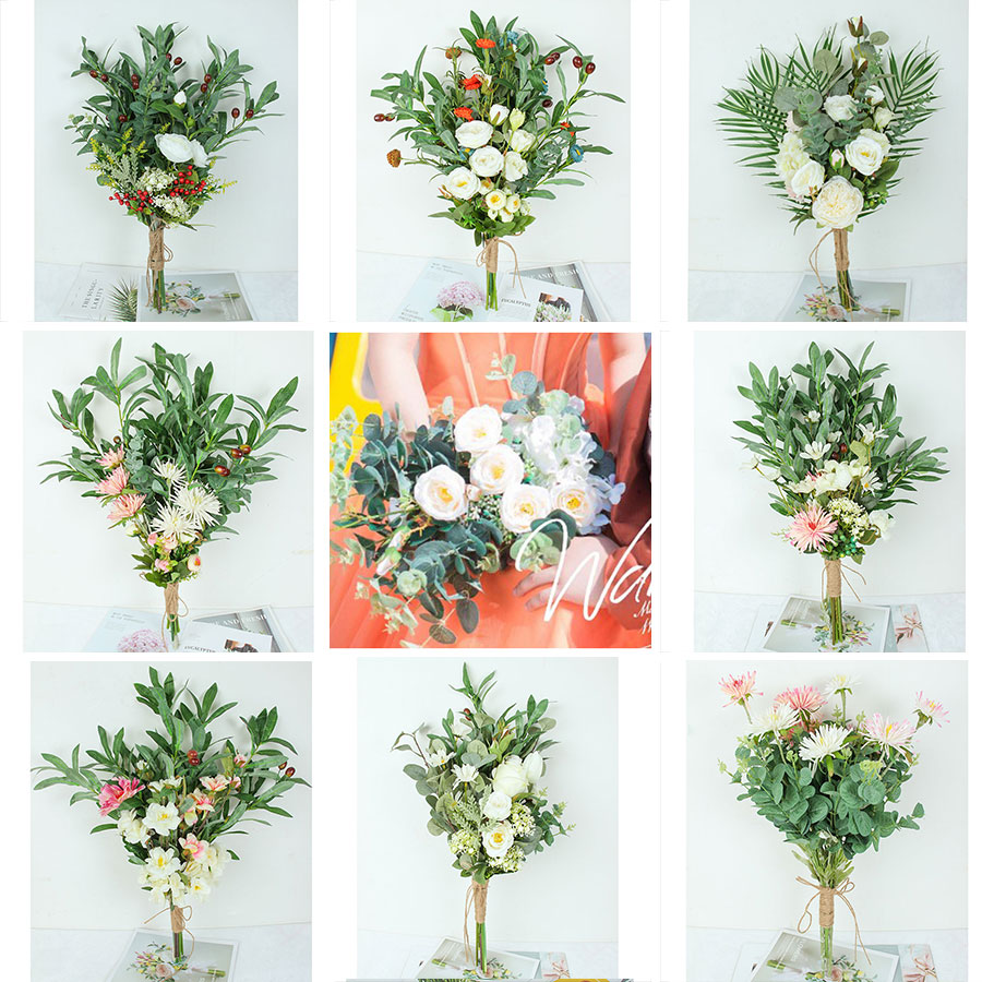 The new wedding dress forest is holding flowers creative travel photography simulation bouquet European-style photo studio location bride big holding flowers