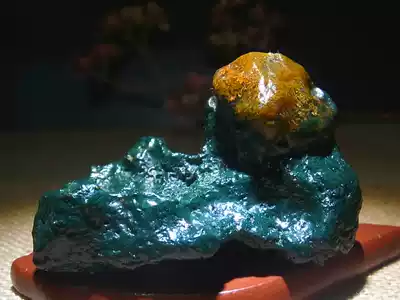 Grass is separated from the beautiful grass flower Jasper shape strange stone collection Alxa Gobi agate original stone ugly