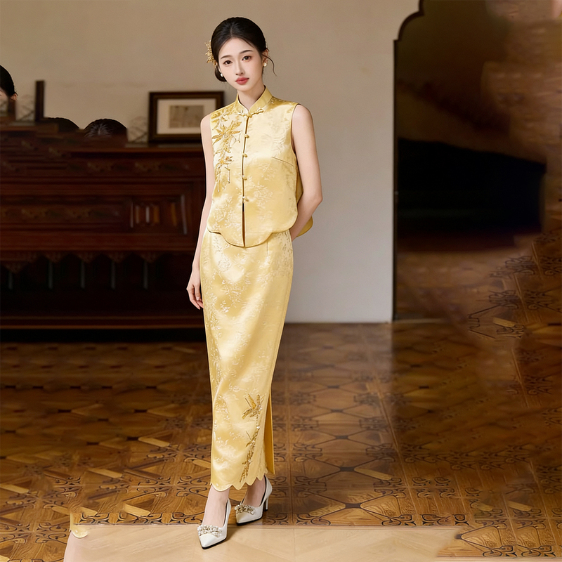 Bride's Wedding Toast Dress, Gold Color, Modernized New Chinese Style Engagement Dress Set, Homecoming Banquet Sleeveless Two-Piece Set, New Model