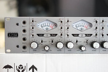 UA 4-710D four-channel microphone amplifier with AD to AES with compression brand new spot