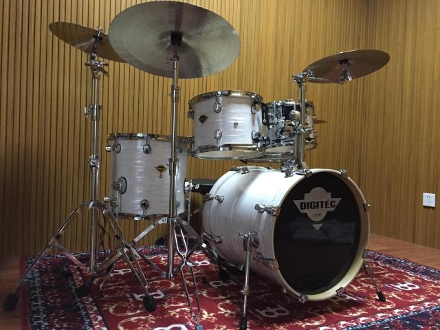 Small size drum set Children's drum set Jungle drum set Children's jazz drum Customized version of the drum set