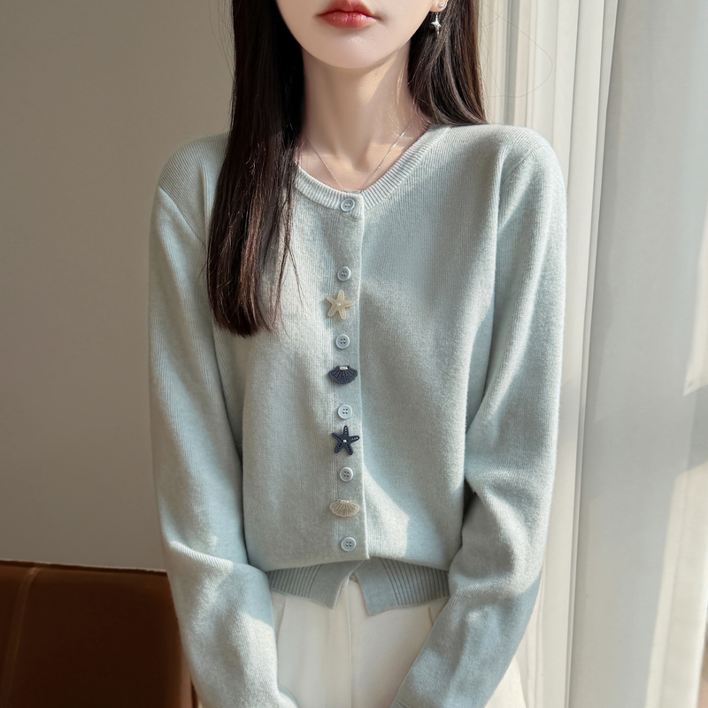 Casual Style Starfish Shell Button Round Neck Knitted Cardigan for Women, Loose Fit, Slimming, Age-Reducing Sweater, Andy Velvet Jacket