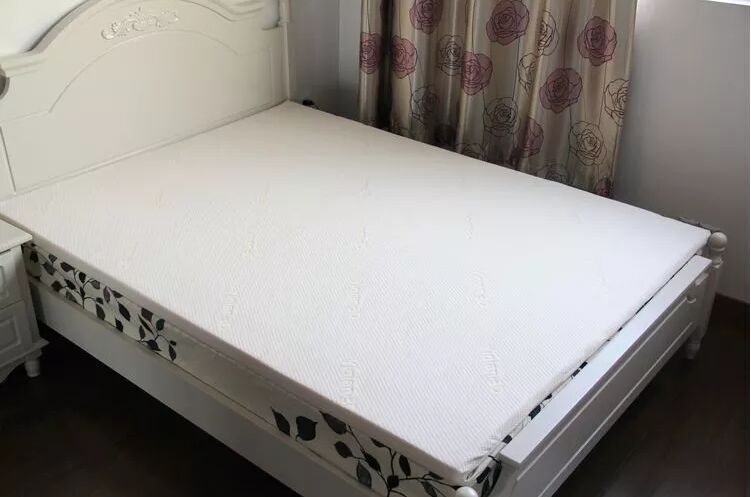 Được biết đến Thái Lan nhập khẩu tự nhiên phẳng trẻ em nệm cao su sinh viên giường ký túc xá 3cm / 5cm ưu đãi đặc biệt - Nệm đệm everon giảm giá