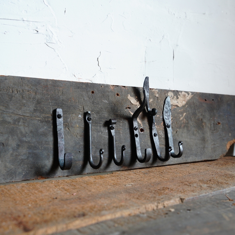Handmade Wrought Iron Leaf-Shaped Wall Hook for Hanging Clothes, Hats, Keys, and More in Guesthouses