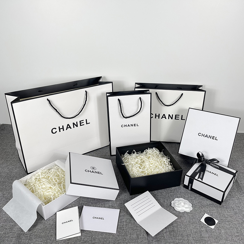 Chanel Paper Bag Packaging Box Empty Box Perfume Lipstick Facial Cleanser Gift Box Hand-Held Gift Bag