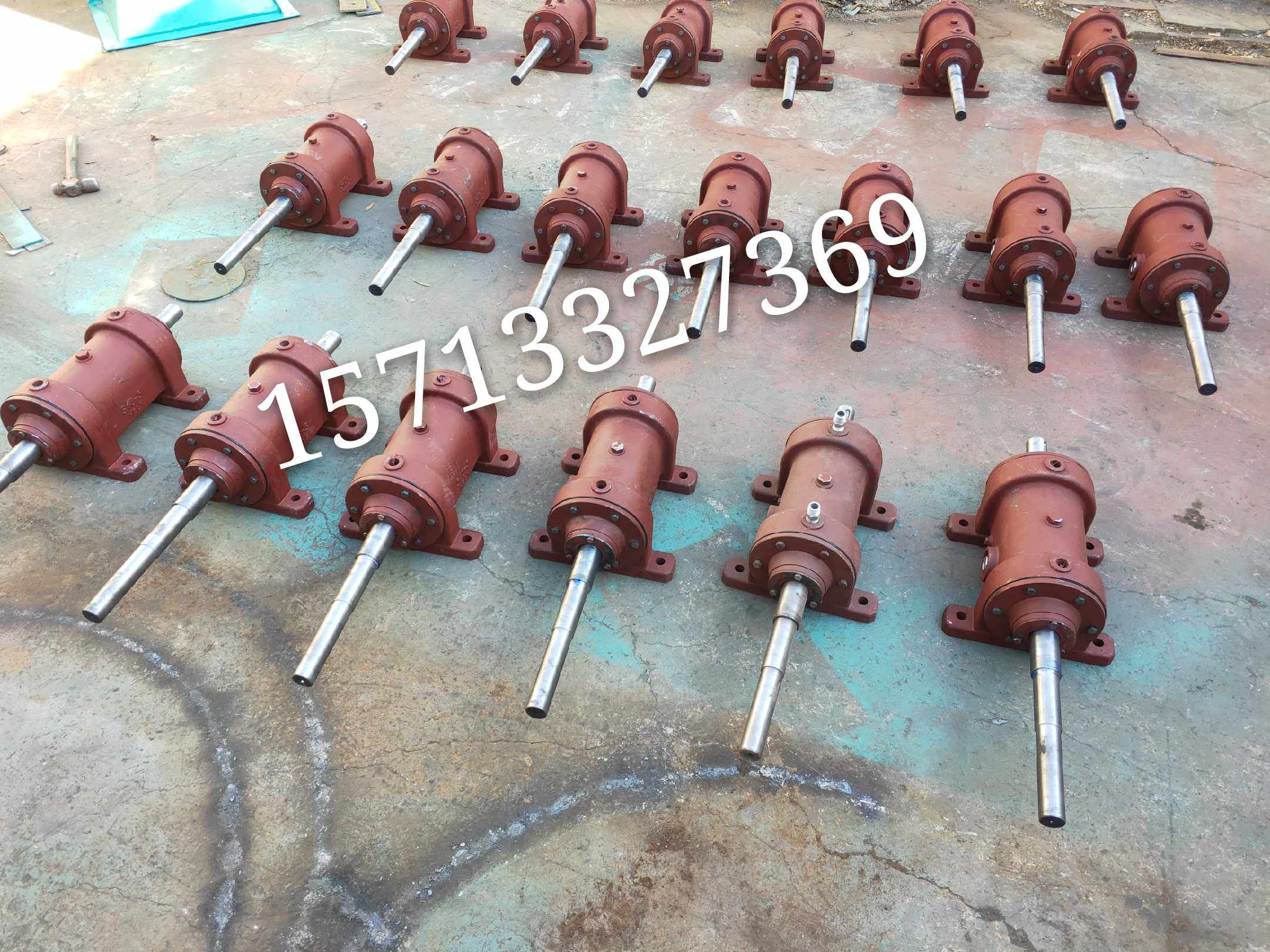 Water-cooled bearing seat 5-48-4 5-48-5 5-48-6 Fan bearing seat Oil-cooled bearing seat bearing box No. 8