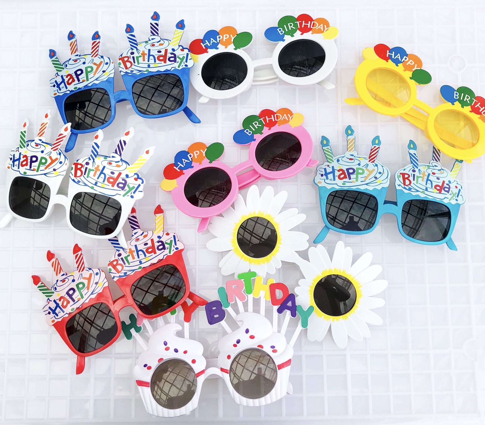 Birthday funny glasses Creative children's happy party Photo props decoration cake shape small red book with the same style