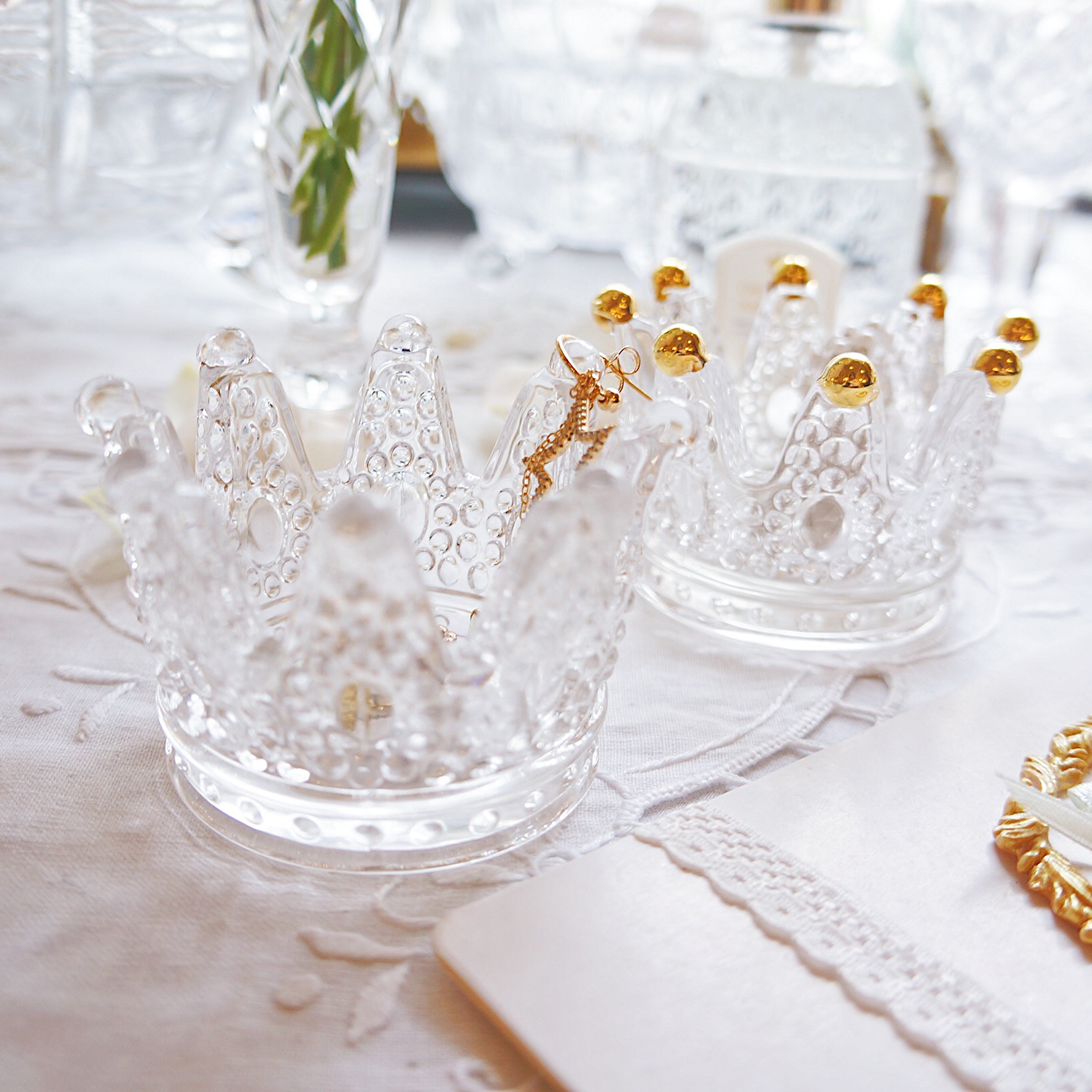 Retro Style Transparent Glass High Through Lead-free Crown Laceshabby Original Jewelry Round Containing the First Jewelry Box