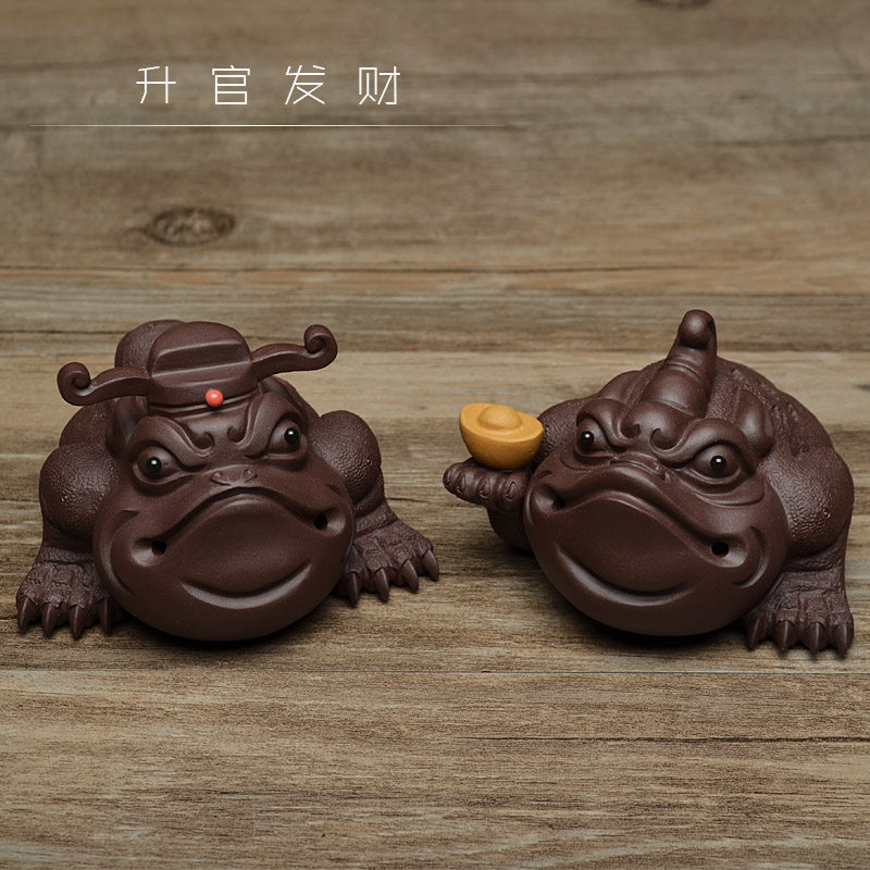 Tea spotting piece golden toad purple sand Guan Guan Toad Chaser Sculpture Tea Player Residence Decoration Small Objects Tea Friend Presents