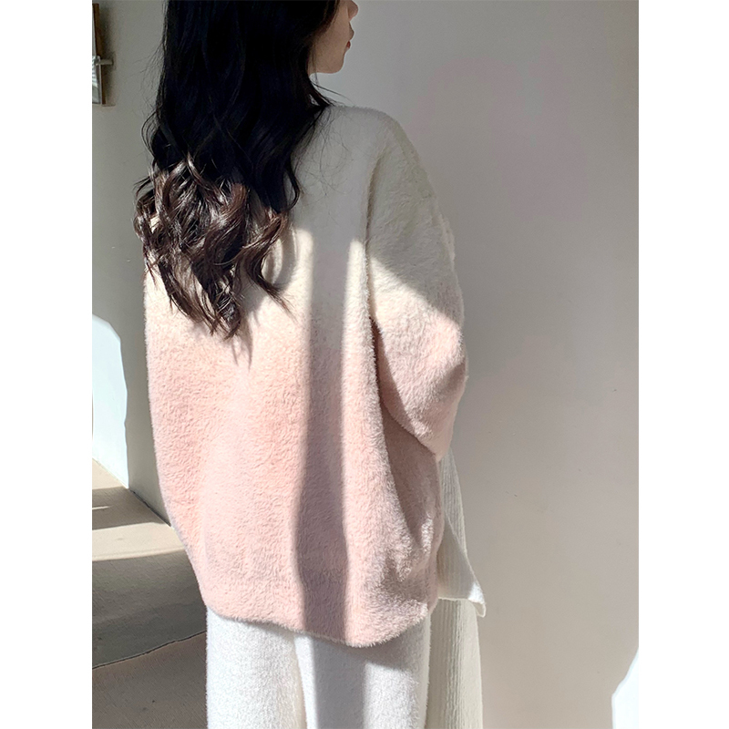 Korean-Style Pink Round-Neck Mink Velvet Sweater for Women, Autumn and Winter, Loose, Gentle, Lazy Style, Gradient Pullover Knitwear, Thick