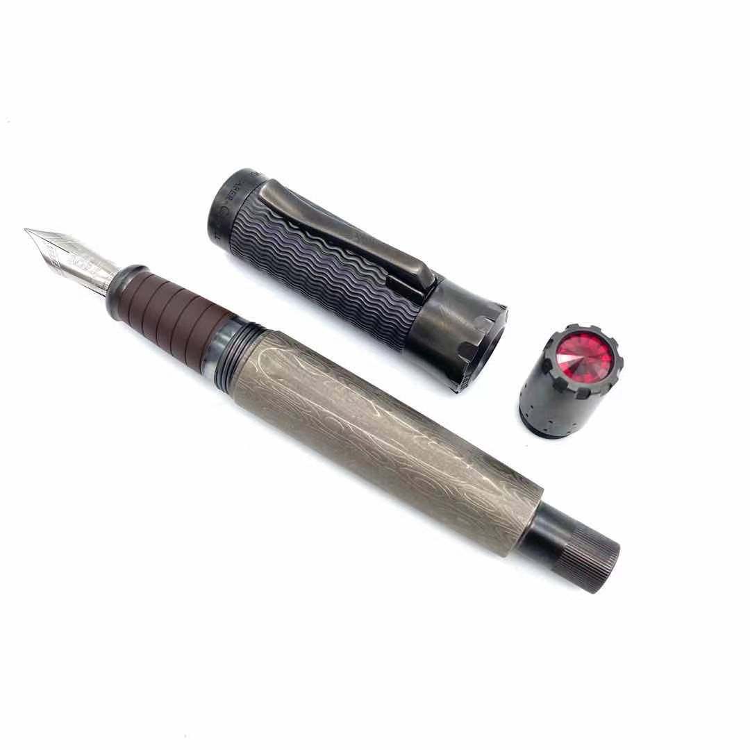 German GVFC Count of Whippergall Pen Gold Oak Palace Walnut Knights Regiment Belle Rome