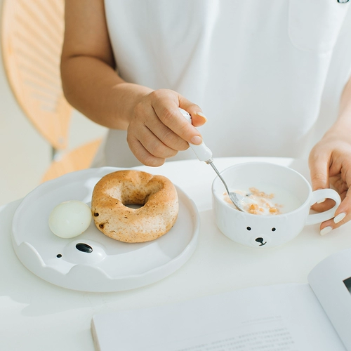 Брендовый милый небольшой дизайнерский мультяшный комплект, тренд сезона