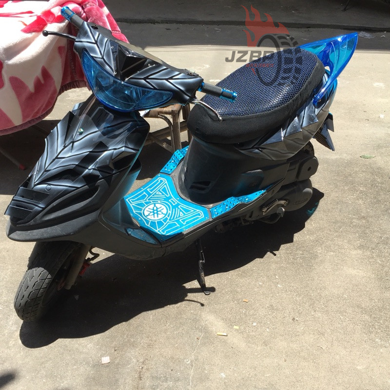 Đặc biệt cung cấp Fuxi scooter phụ kiện sửa đổi xe máy Qiaoge cá mập JOG bướu phía sau đuôi kệ khung bảo vệ xe nvx