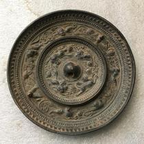 Antique antique Han dynasty old patina bronze collection pure copper Retro Round 12 5cm sea beasts grape mirror