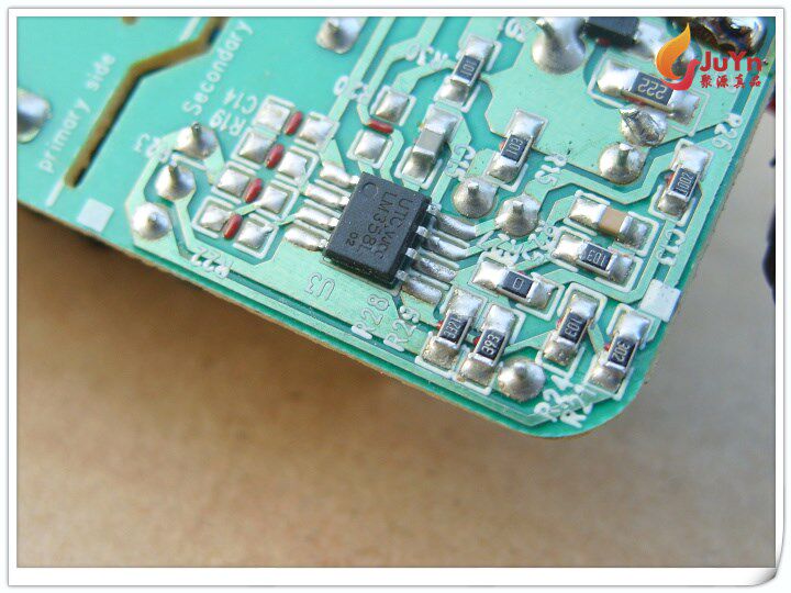 chargeur - Ref 1301871 Image 29