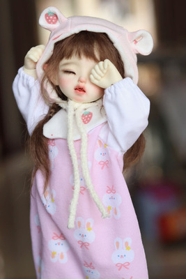 taobao agent BJD6 points baby clothing connecting clothes climbing bear ear hat set spot