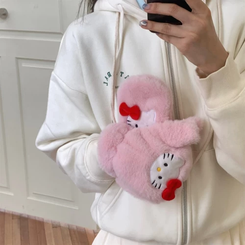 Милые мягкие демисезонные перчатки