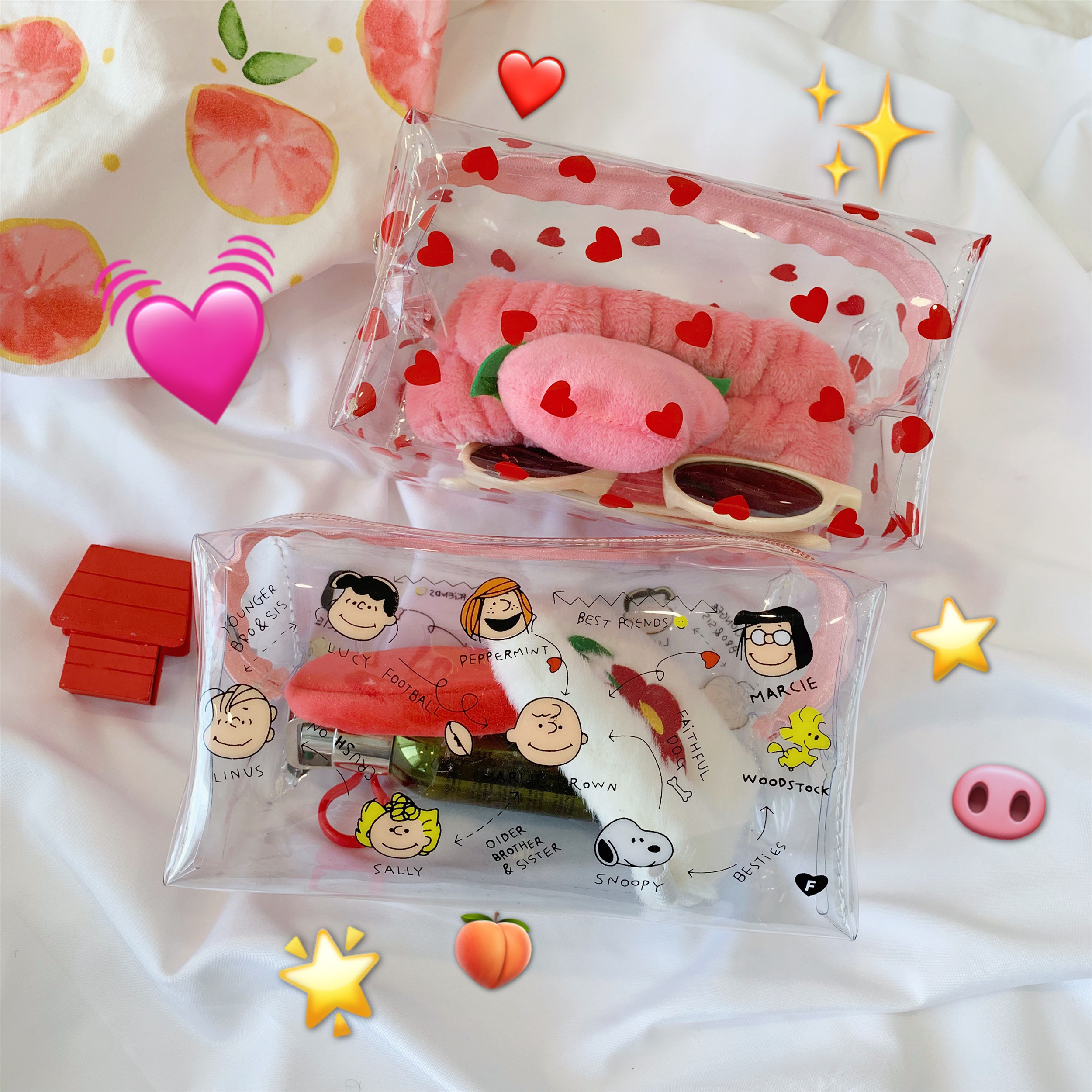 Strawberry Makeup Bag Ins Wind Super Fire Portable Wash Bag Waterproof Transparent Cute Containing Bag Trumpet Mini