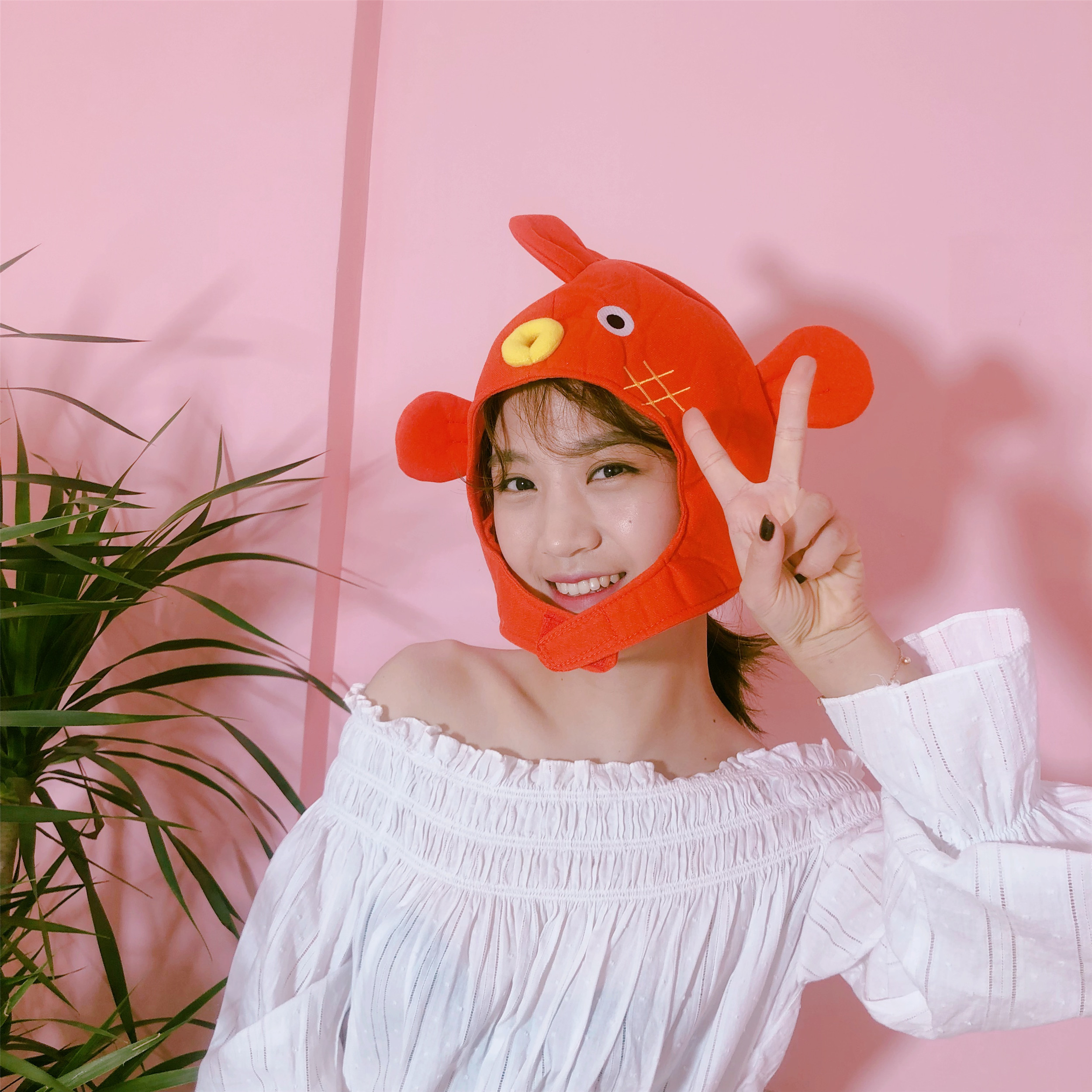 South Korea cute girl heart cartoon puffer fish hat headgear funny selling cute selfie props shooting headgear